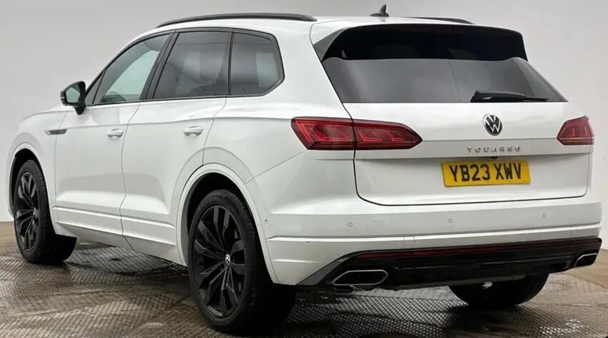 3.0 TDI V6 Black Edition SUV 5dr Diesel Tiptronic - Image 4