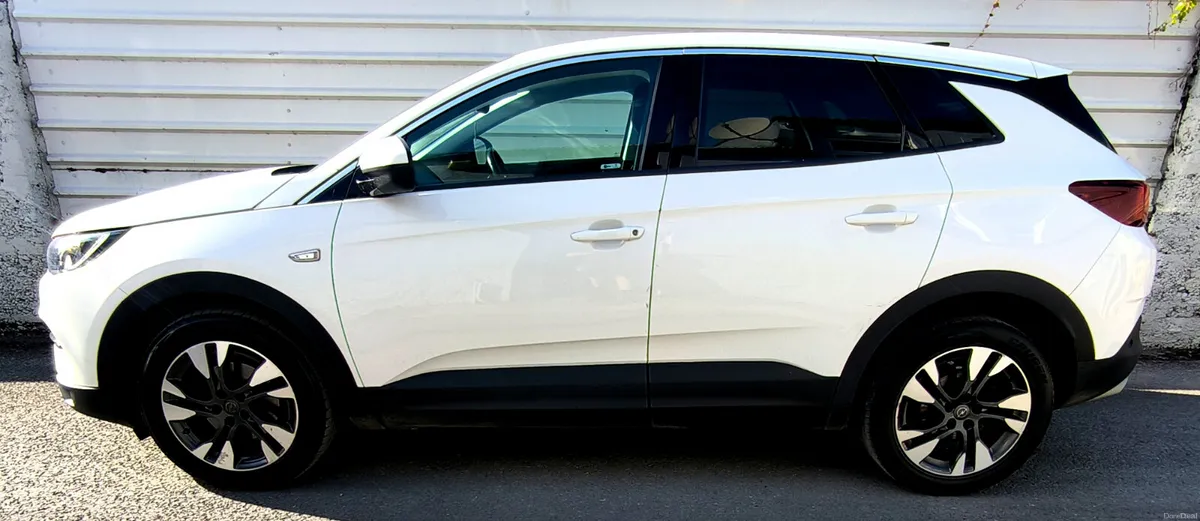 Opel Grandland X 2019 1.2 petrol - Image 2