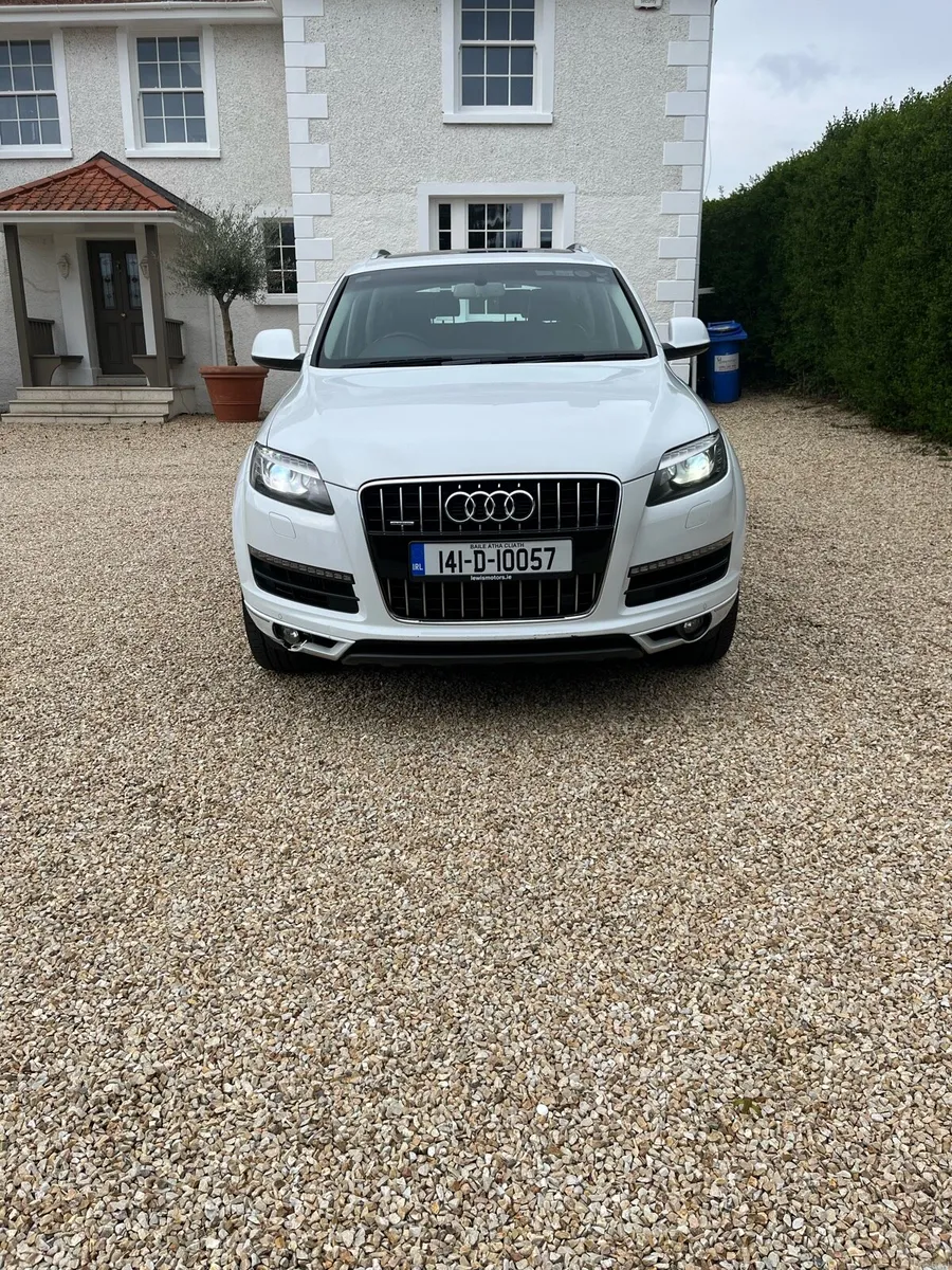 ***Audi Q7 3.0L TDI 7 Seater Pan Roof*** - Image 6