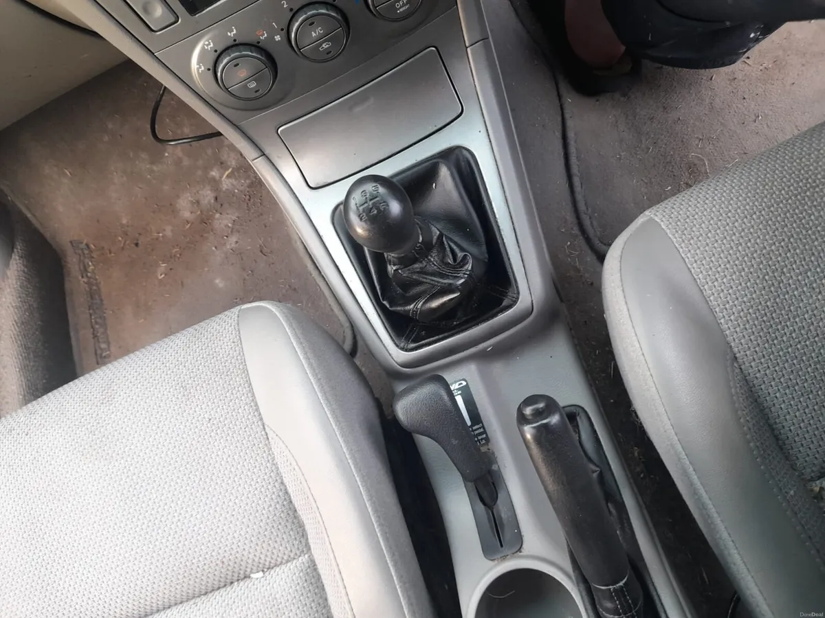 Subaru Forester 2004 Awd 2.0lt - Image 5