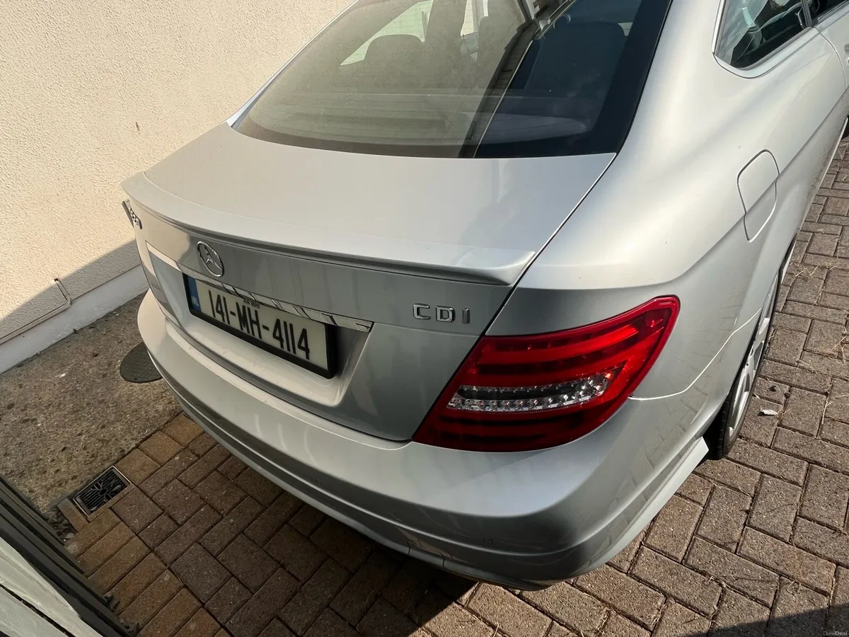 Mercedes Benz C220 CDI AMG Sport - Image 4