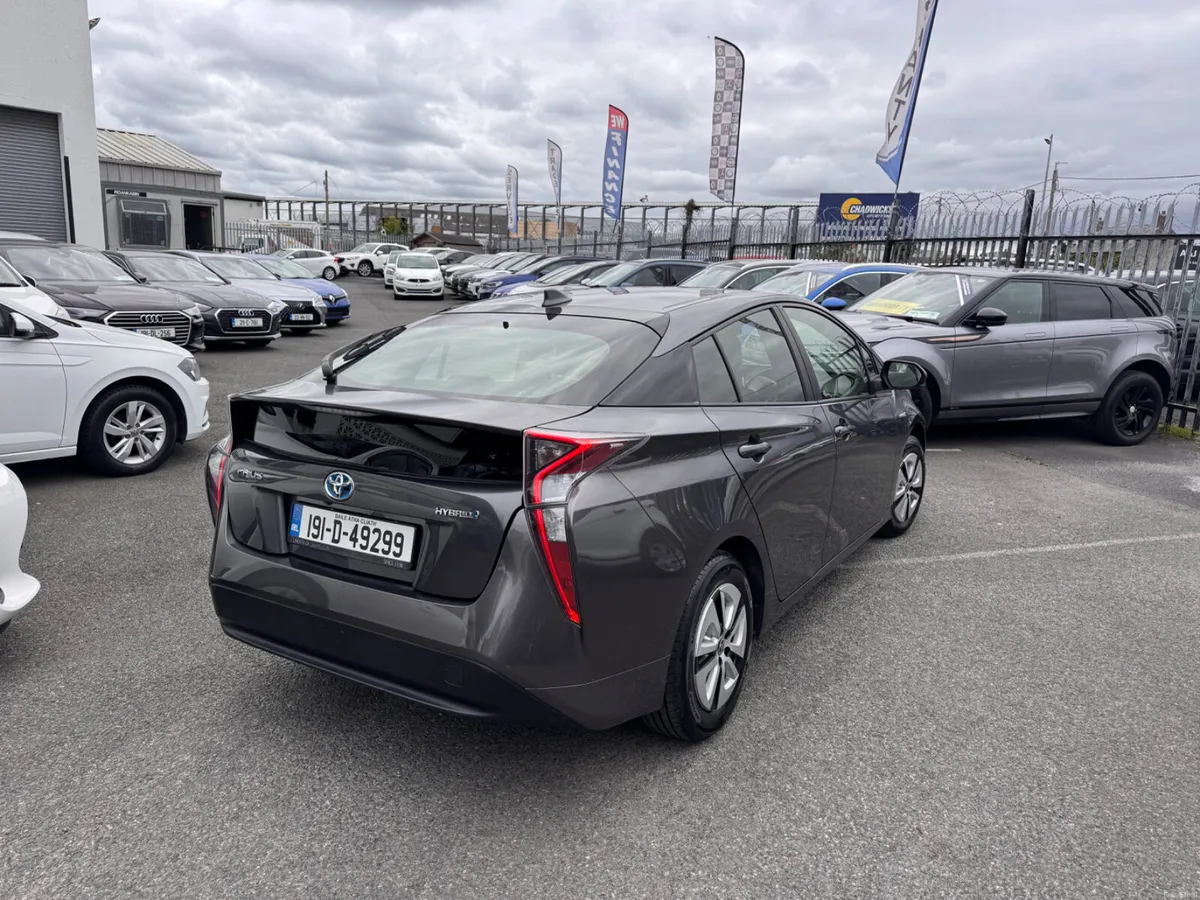 2019 Toyota Prius 1.8 Hybrid - Image 6