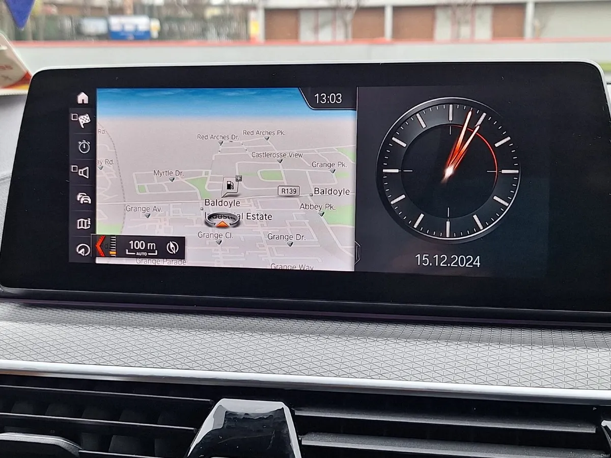 BMW 5-Series 2018 - Image 6