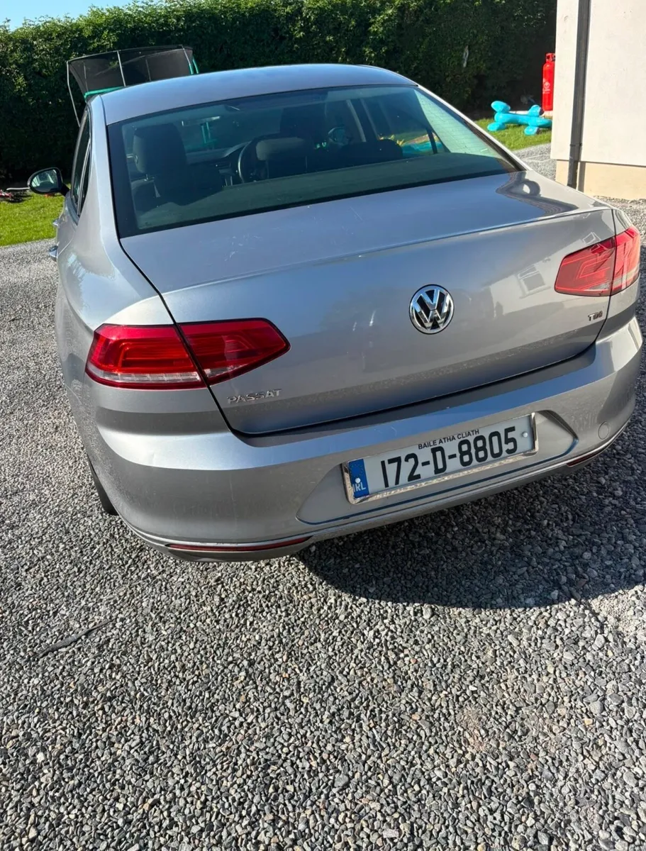 Volkswagen Passat - Image 6