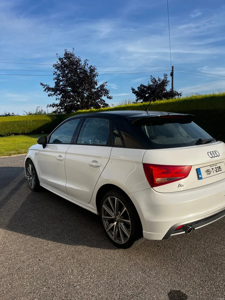 Audi A1 2015 - Image 2