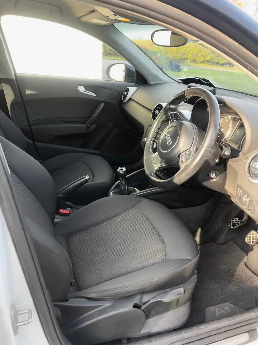 Audi A1 2015 - Image 5