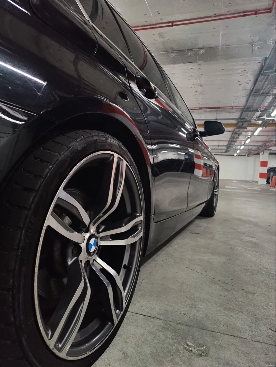 🔝BMW 520d Auto | Fresh NCT | 20” Alloys | Leather - Image 5