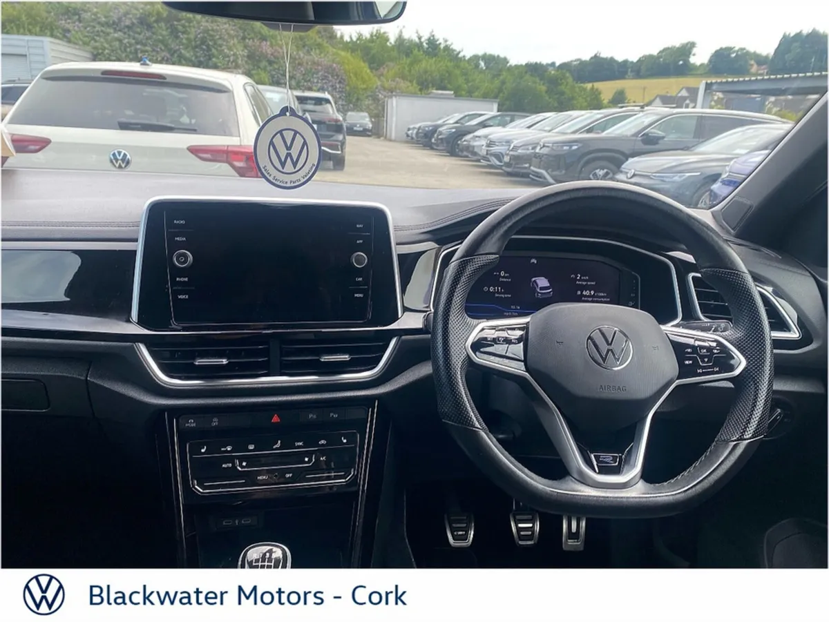 Volkswagen T-Roc 1.0TSI 110BHP R-LINE WITH REVIEW - Image 2