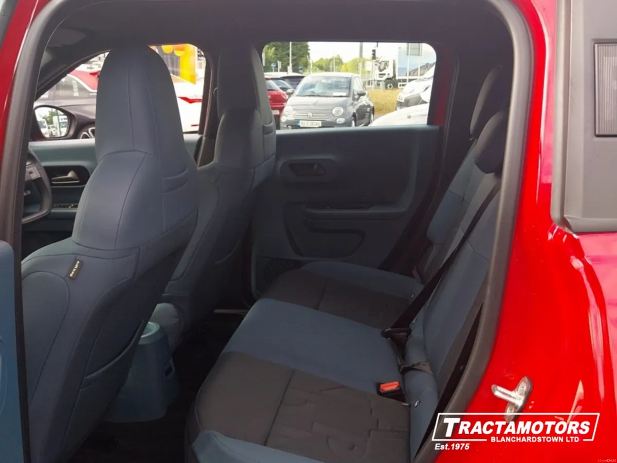Fiat Panda ICON 1.2 110HP 5DR AUTO TECH PACK - Image 6
