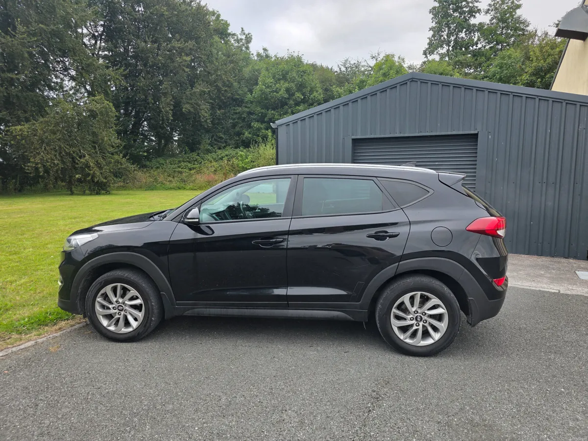 2016 Hyundai Tucson 1.7crdi Exectuive - Image 3