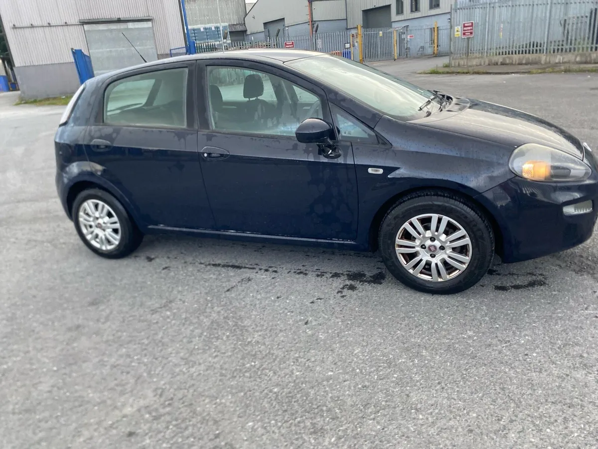 Fiat punto 1.2 petrol - Image 2