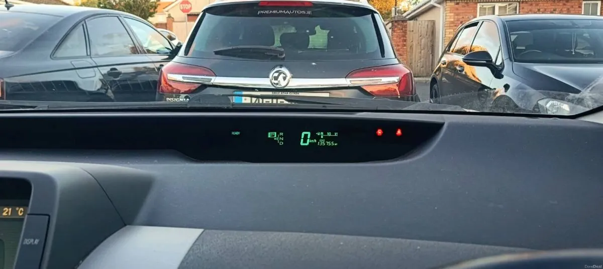 Toyota Prius - Image 2
