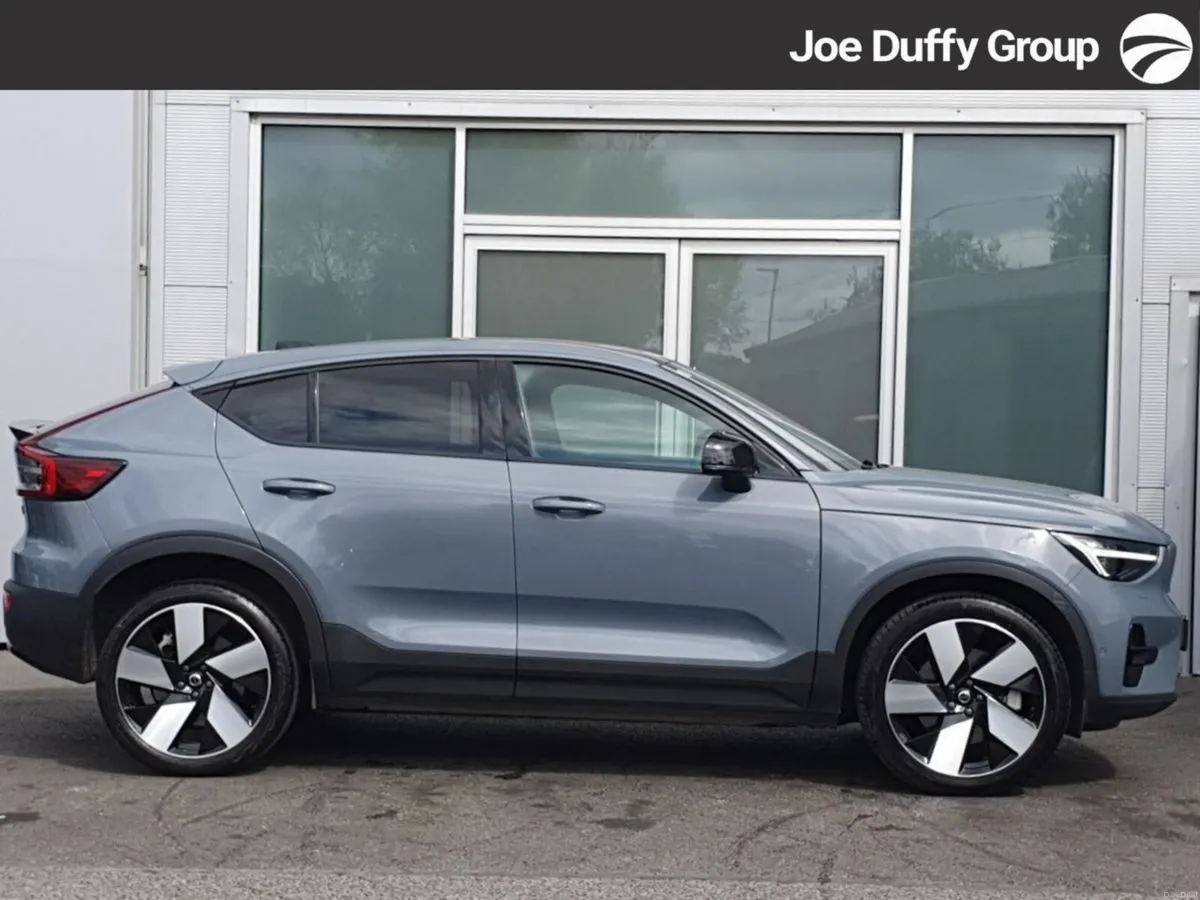 Volvo C40 Recharge BEV 231hp Ultimate // PANORAMIC - Image 5