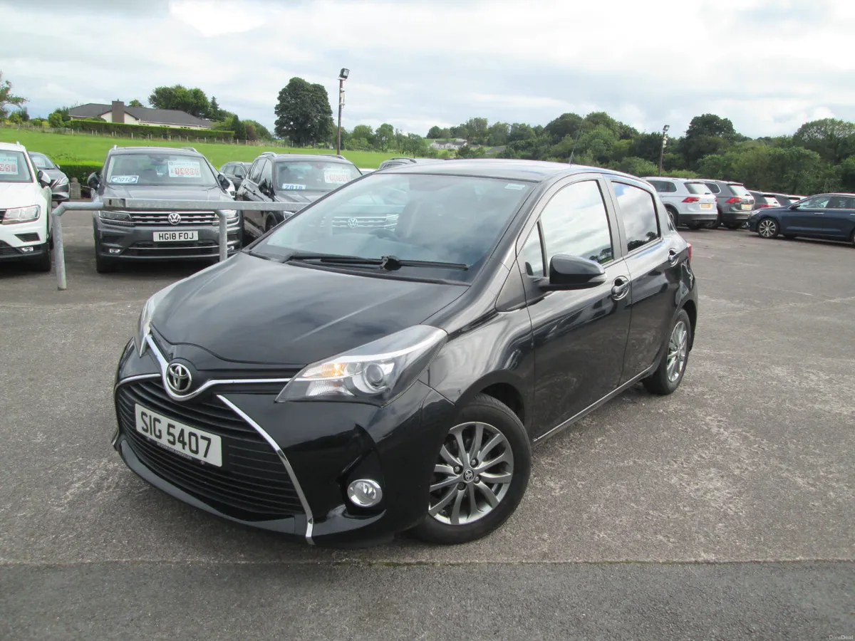 2017  TOYOTA  YARIS  1.4  D-4D  ICON  5DR - Image 2