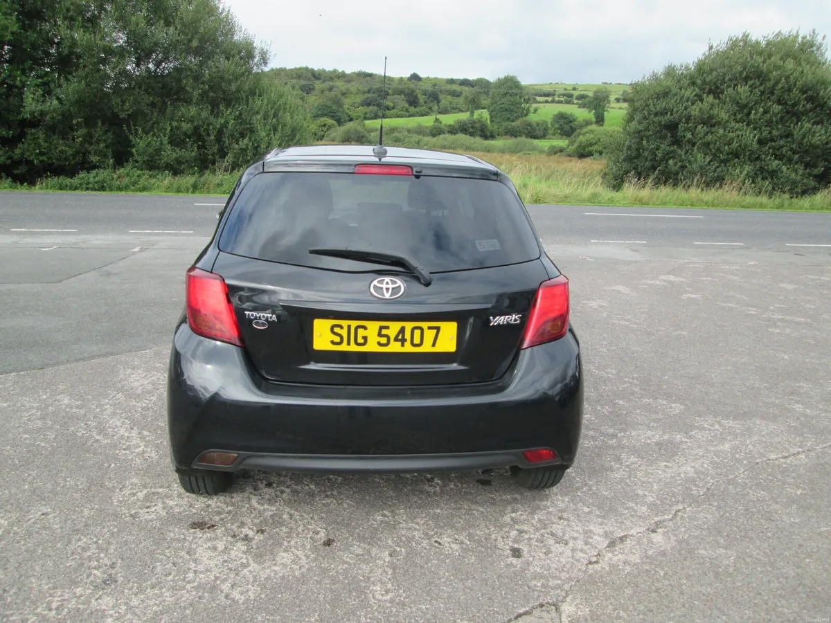 2017  TOYOTA  YARIS  1.4  D-4D  ICON  5DR - Image 6