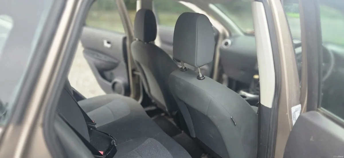 Nissan Qashqai Fresh NCT and taxed - Image 3