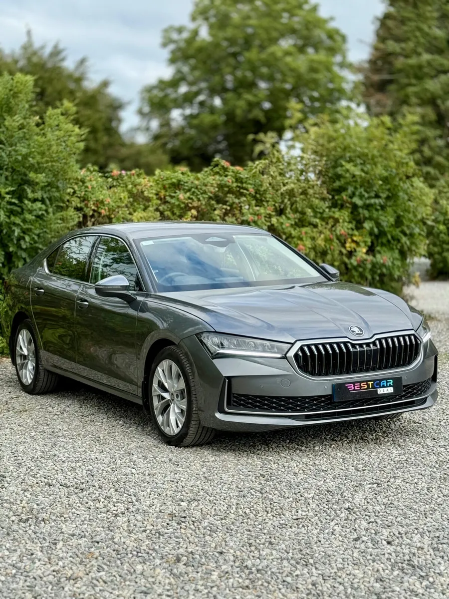 2026 Skoda Superb 2.0 TDI DSG Automatic - Image 3
