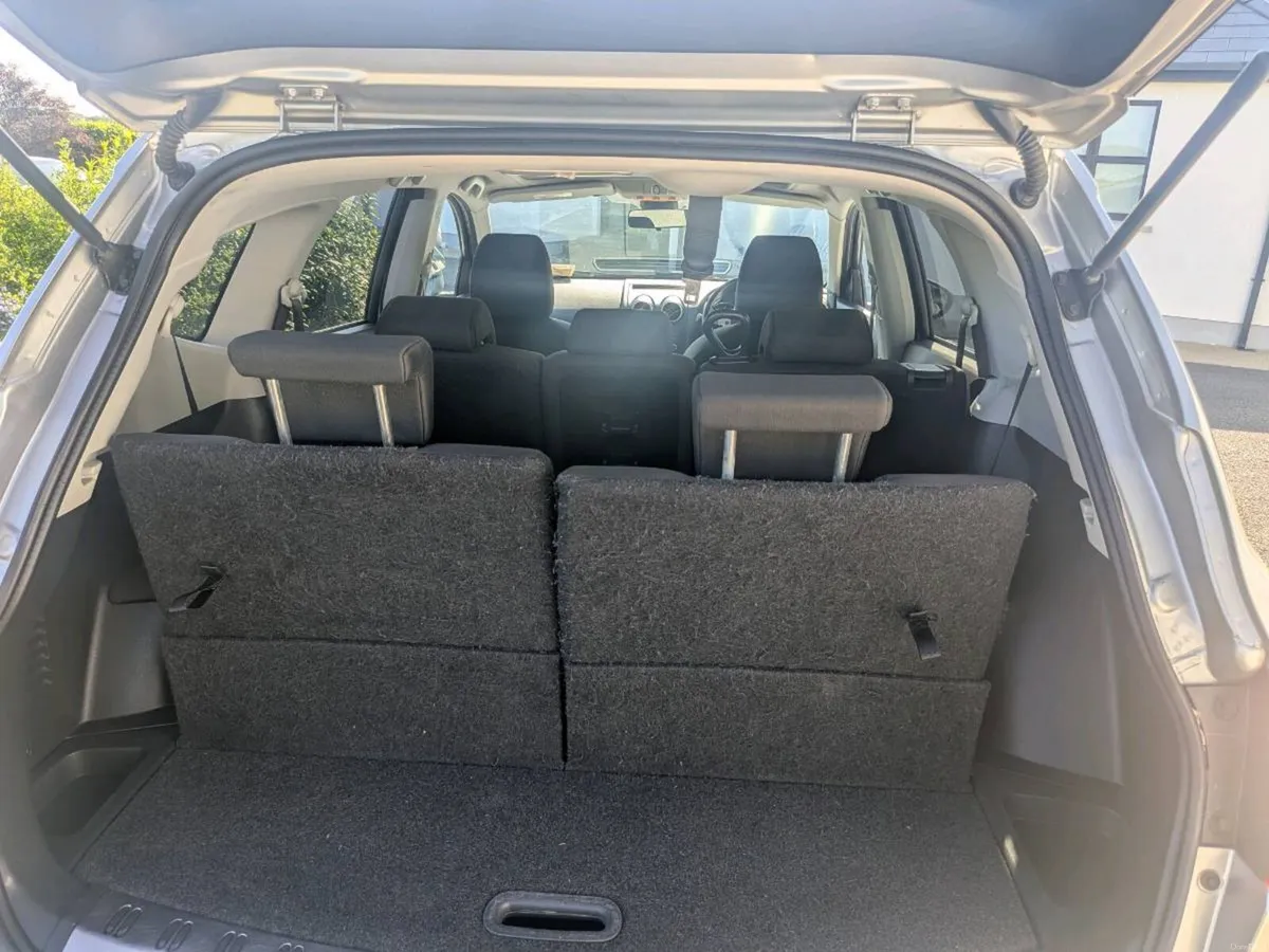 Nissan Qashqai +2 MPV - Image 4