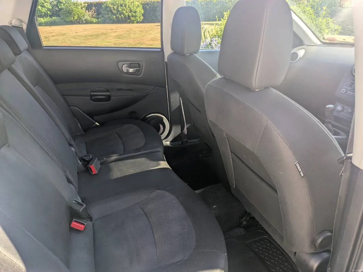 Nissan Qashqai +2 MPV - Image 5