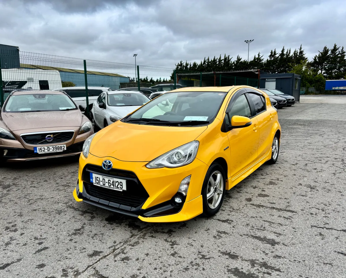 TOYOTA  AQUA  2015 1.5 HYBRID - Image 3