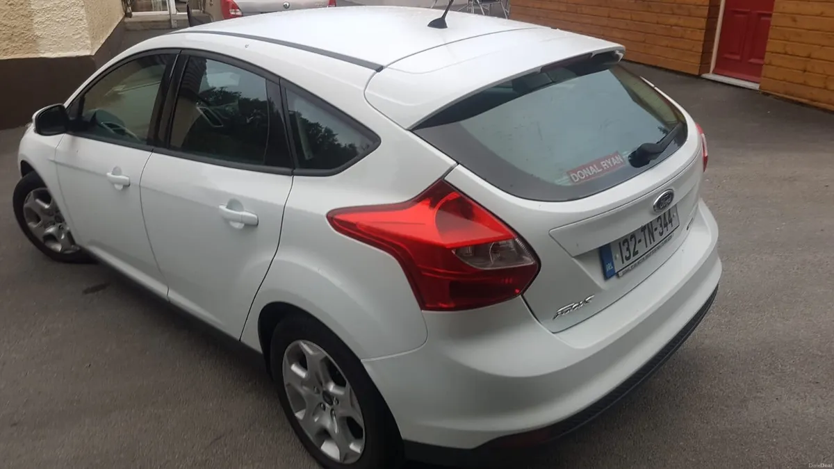 Ford Focus - Image 2