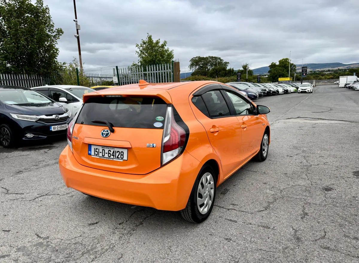 TOYOTA  AQUA  2015 1.5 HYBRID - Image 5
