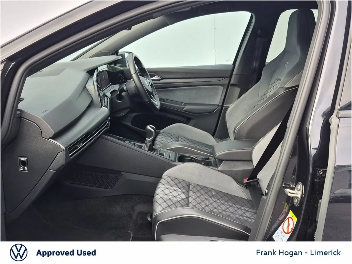 Volkswagen Golf 1.5 TSI 130HP R-Line CALL RONAN ON - Image 4