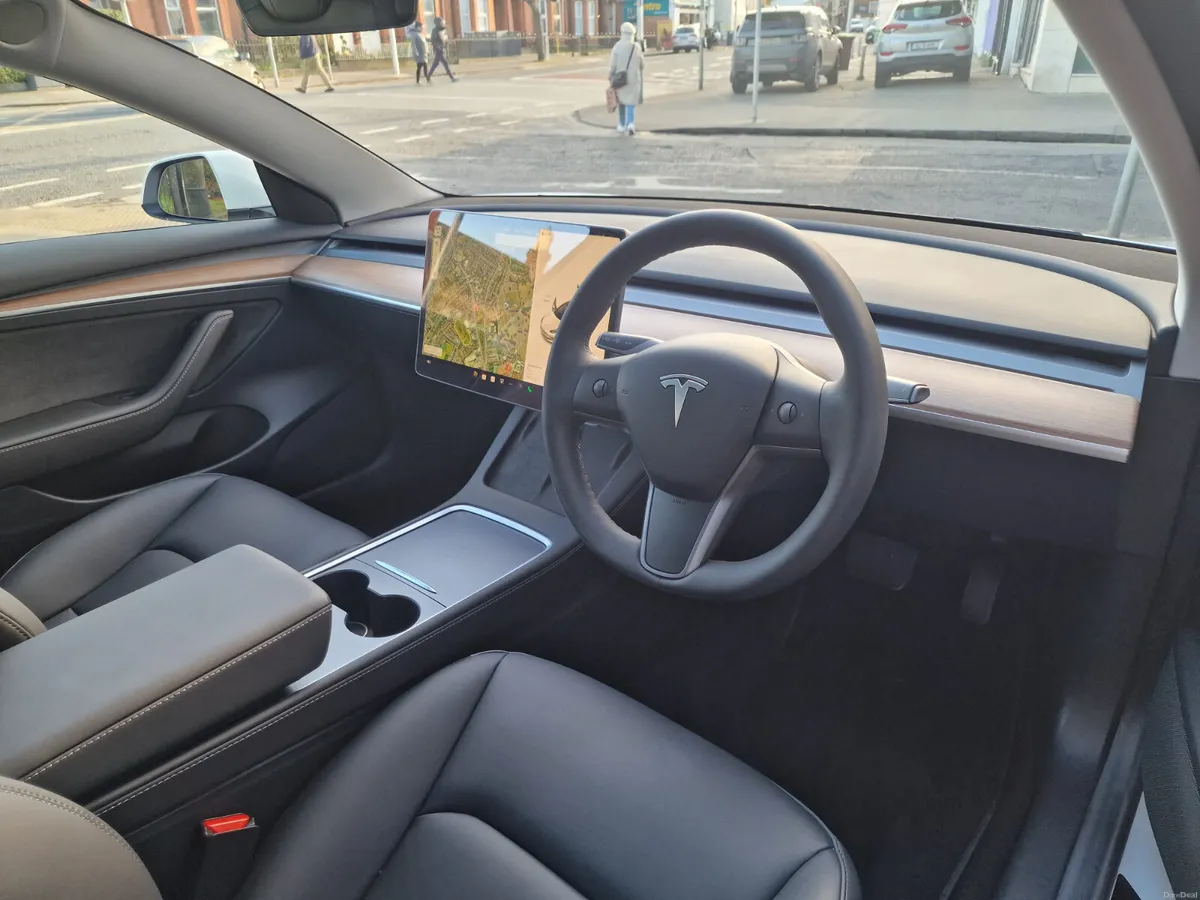 2023 (232) Tesla Model 3 RWD - Image 6