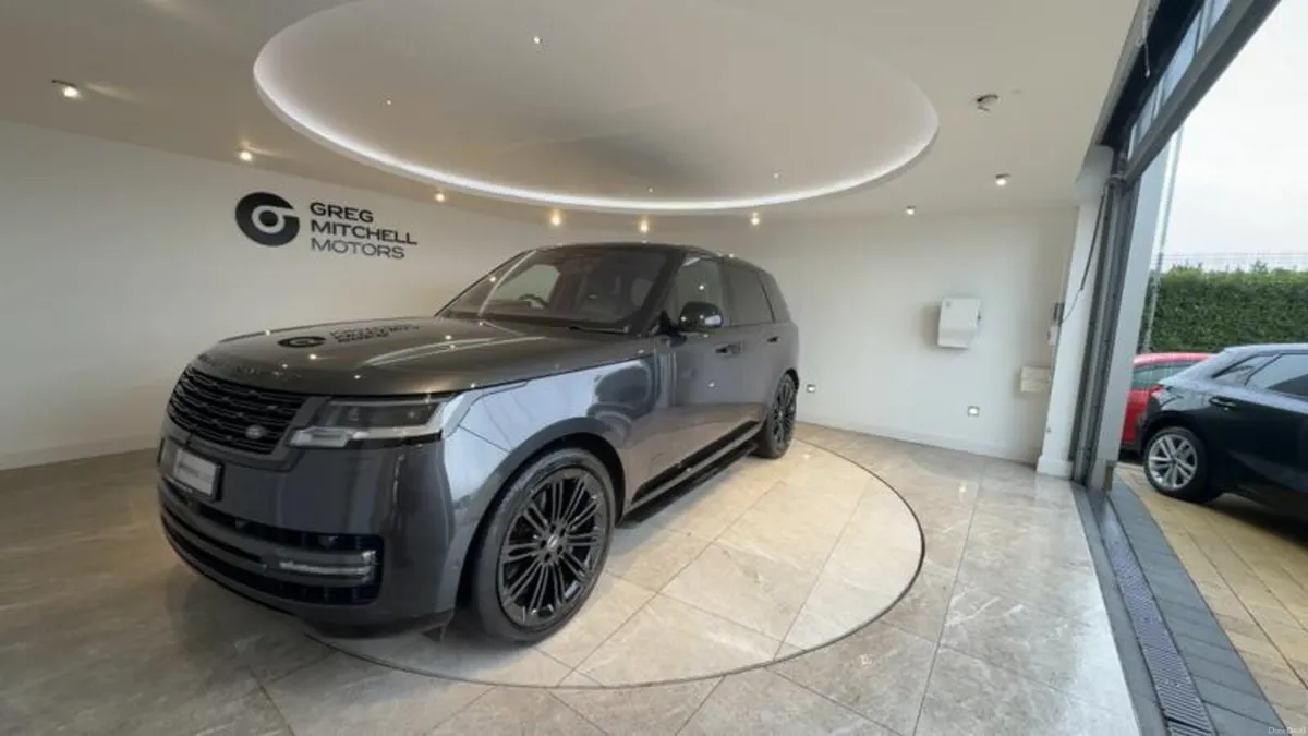 Land Rover Range Rover 3.0 D350 Autobiography 4dr - Image 3