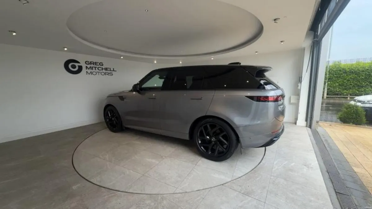 Land Rover Range Rover Sport 3.0 D300 Dynamic SE 5 - Image 4