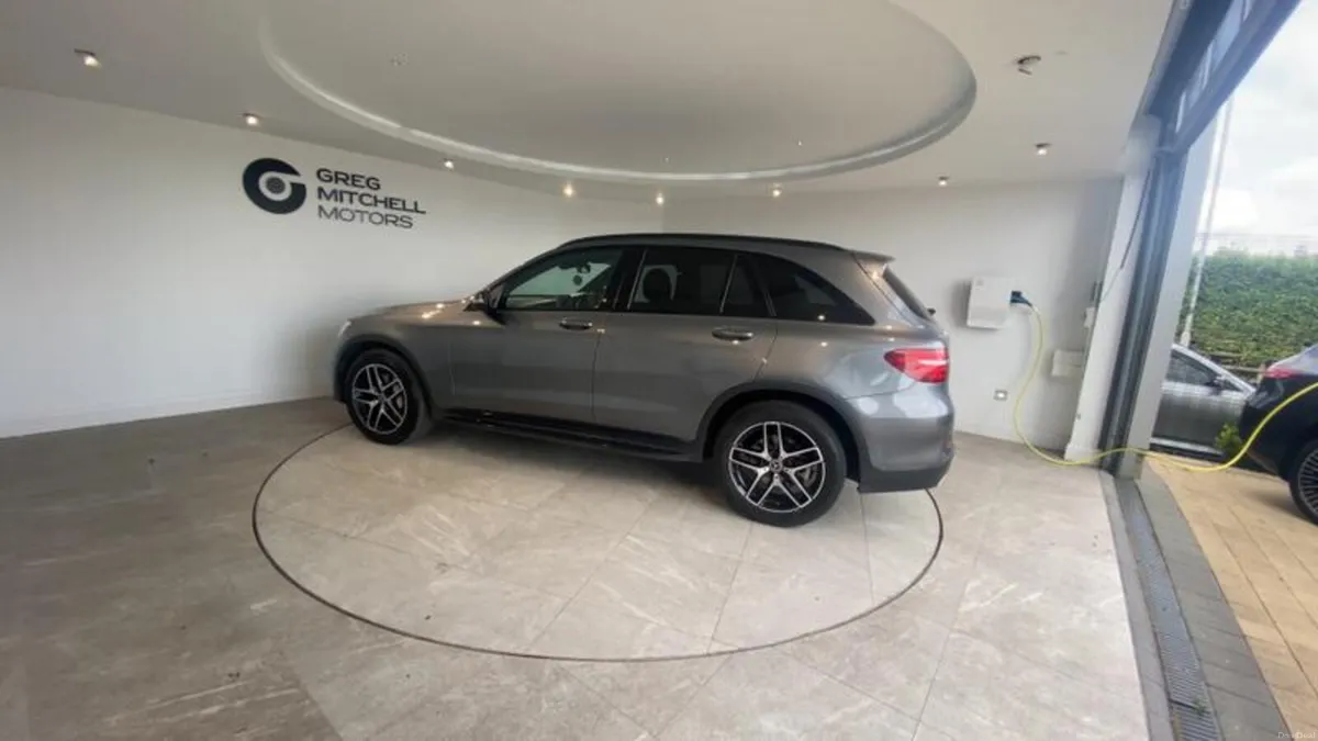 Mercedes-Benz GLC GLC 220d 4Matic AMG Night Editio - Image 2