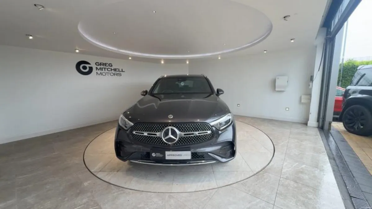 Mercedes-Benz GLC GLC 300e 4Matic AMG Line 5dr 9G- - Image 3