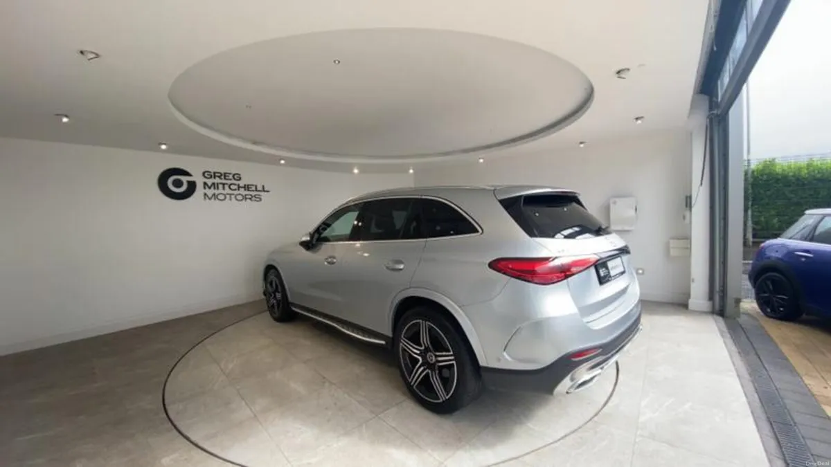 Mercedes-Benz GLC GLC 300d 4Matic AMG Line Premium - Image 6