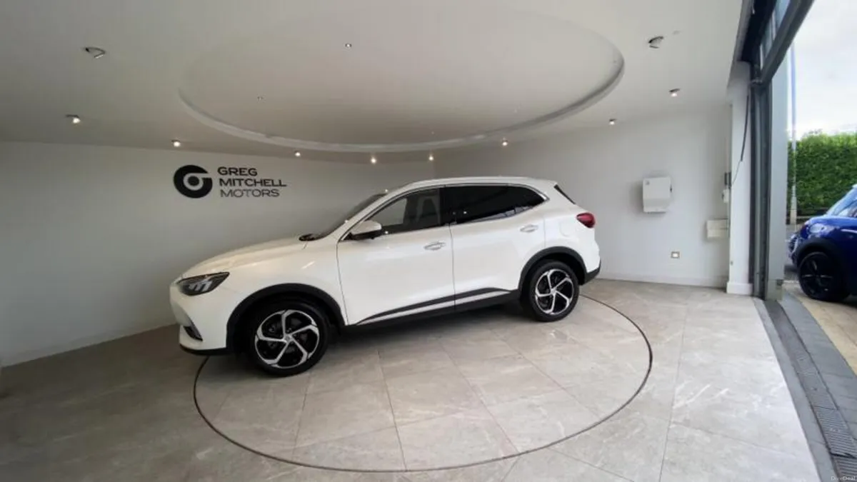 MG HS 1.5 T-GDI PHEV Trophy 5dr Auto - Image 4