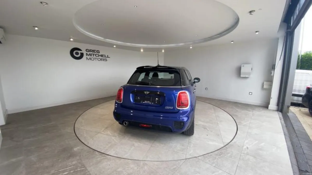 Mini Cooper 1.5 Cooper Sport II 5dr Auto - Image 4