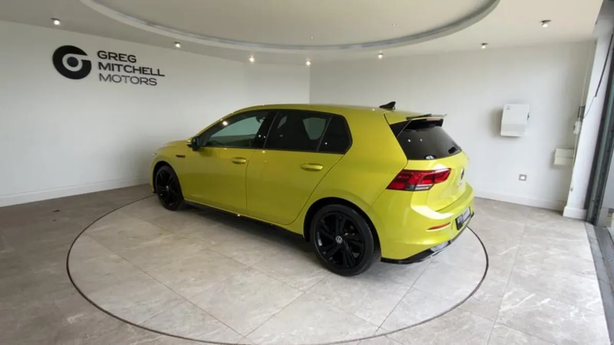 Volkswagen Golf 1.5 eTSI 150 R-Line 5dr DSG - Image 2