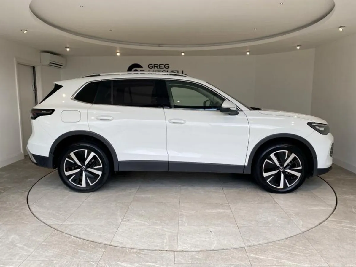 Volkswagen Tiguan 1.5 TSI eHybrid Elegance 5dr DSG - Image 4
