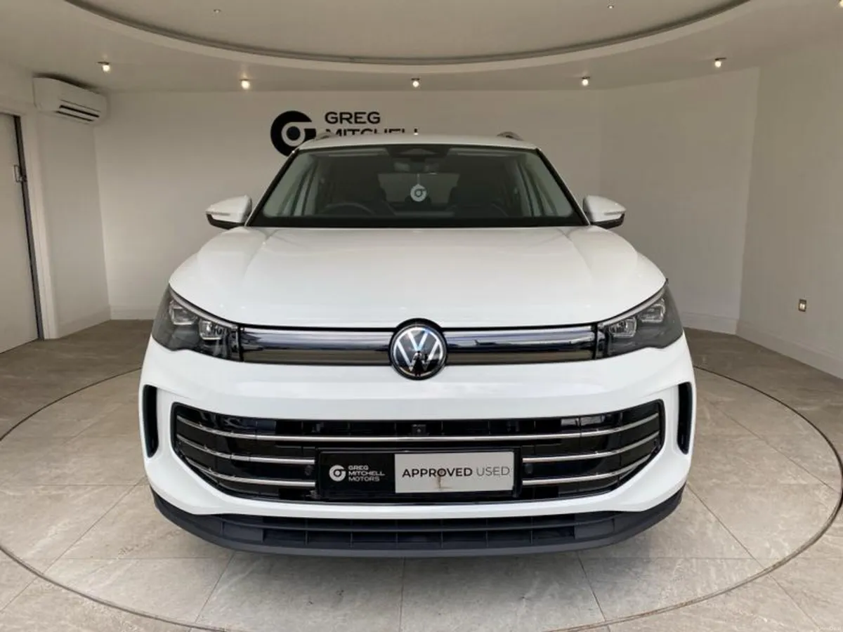 Volkswagen Tiguan 1.5 TSI eHybrid Elegance 5dr DSG - Image 2