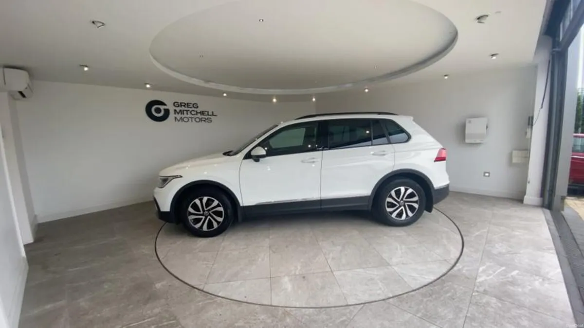 Volkswagen Tiguan 1.5 TSI Active 5dr - Image 4