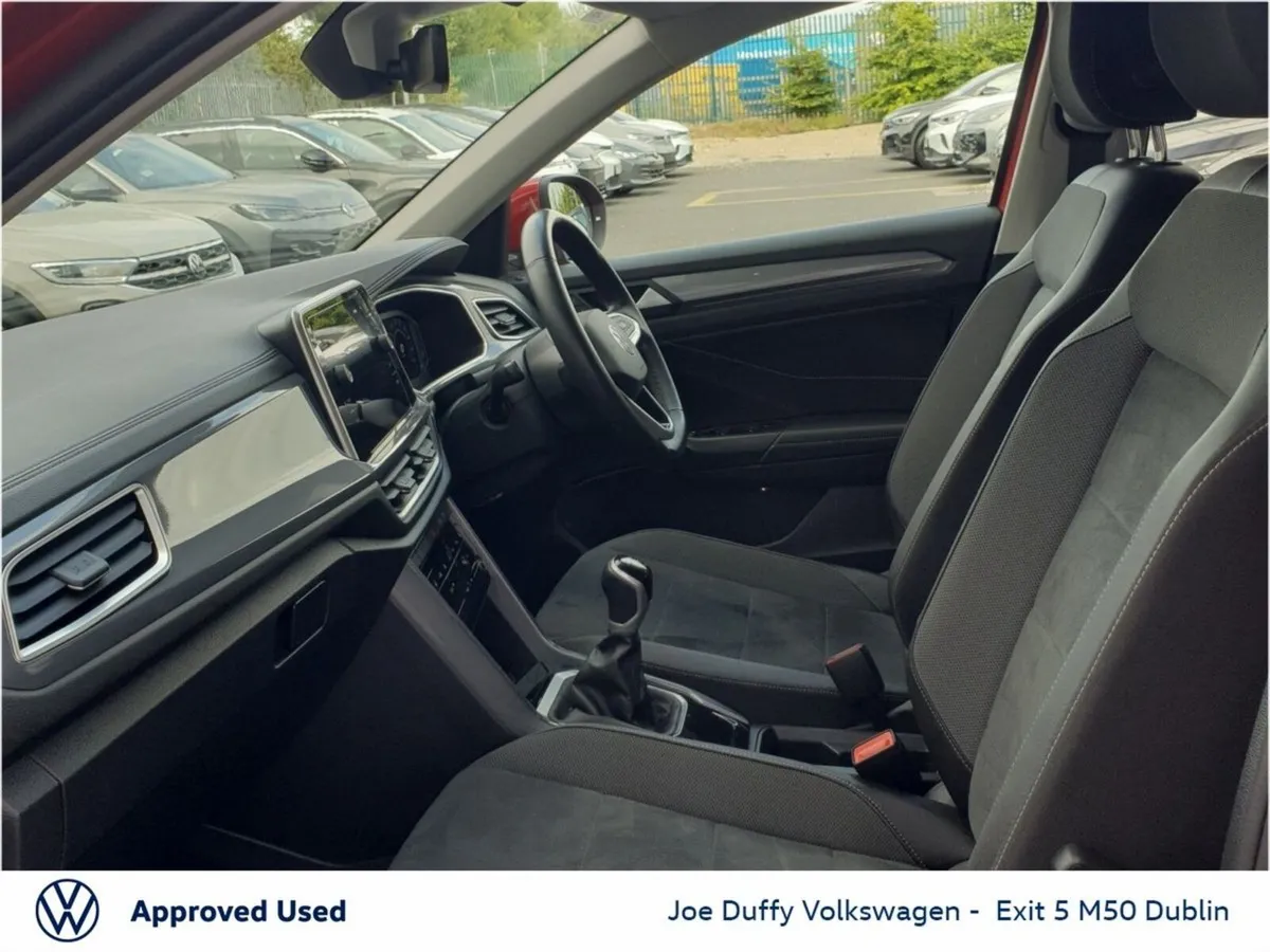 Volkswagen T-Roc STYLE 1.0 TSI 110HP MANUAL - Image 4