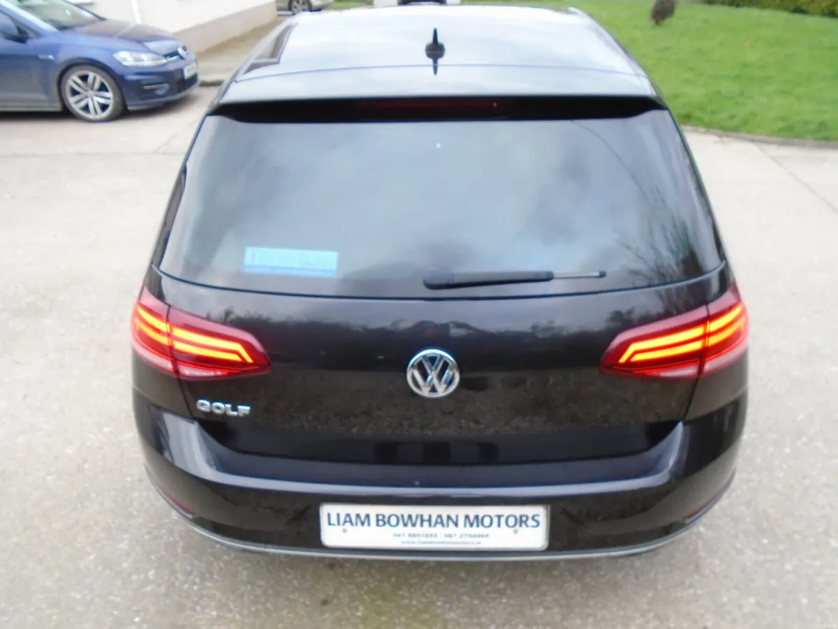 Volkswagen Golf 2018,1.2 tsi auto,low kms,camera - Image 6