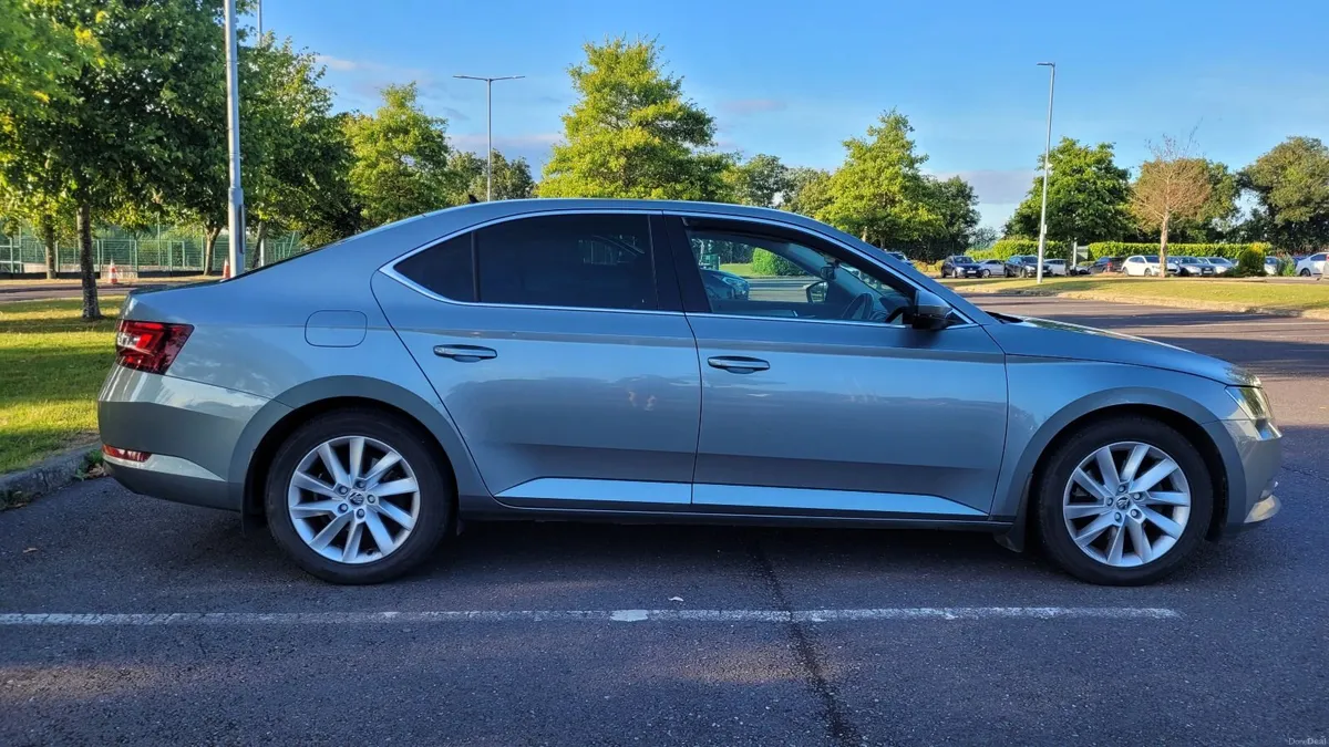 Skoda Superb 2018 1.6L 120BHP - Image 5