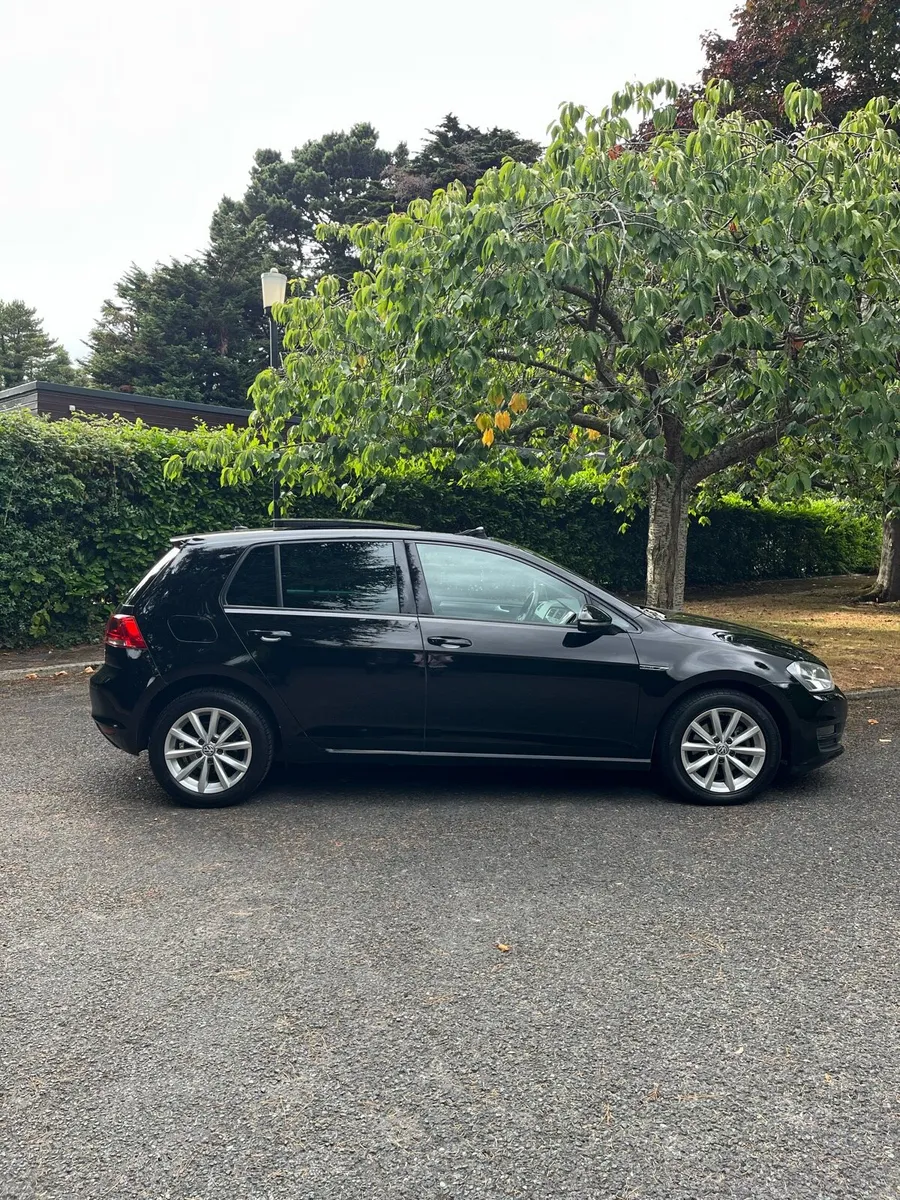 VW Golf (NEW NCT) (HIGH SPEC) - Image 2