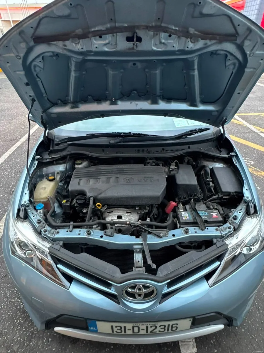 2013 Toyota Auris 1.33 Petrol Manual - Image 6