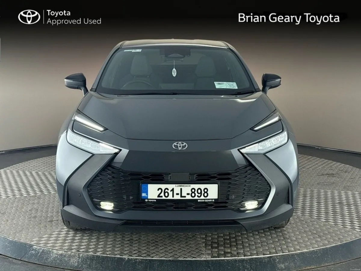 Toyota C-HR Hybrid Sport - Image 5