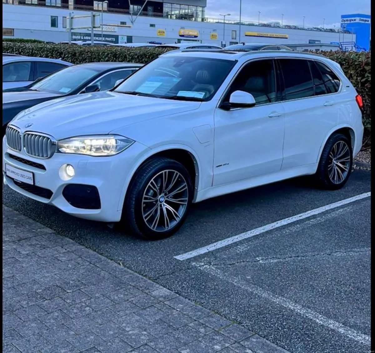 BMW X5 xDrive40e M Sport – Premium Condition - Image 1