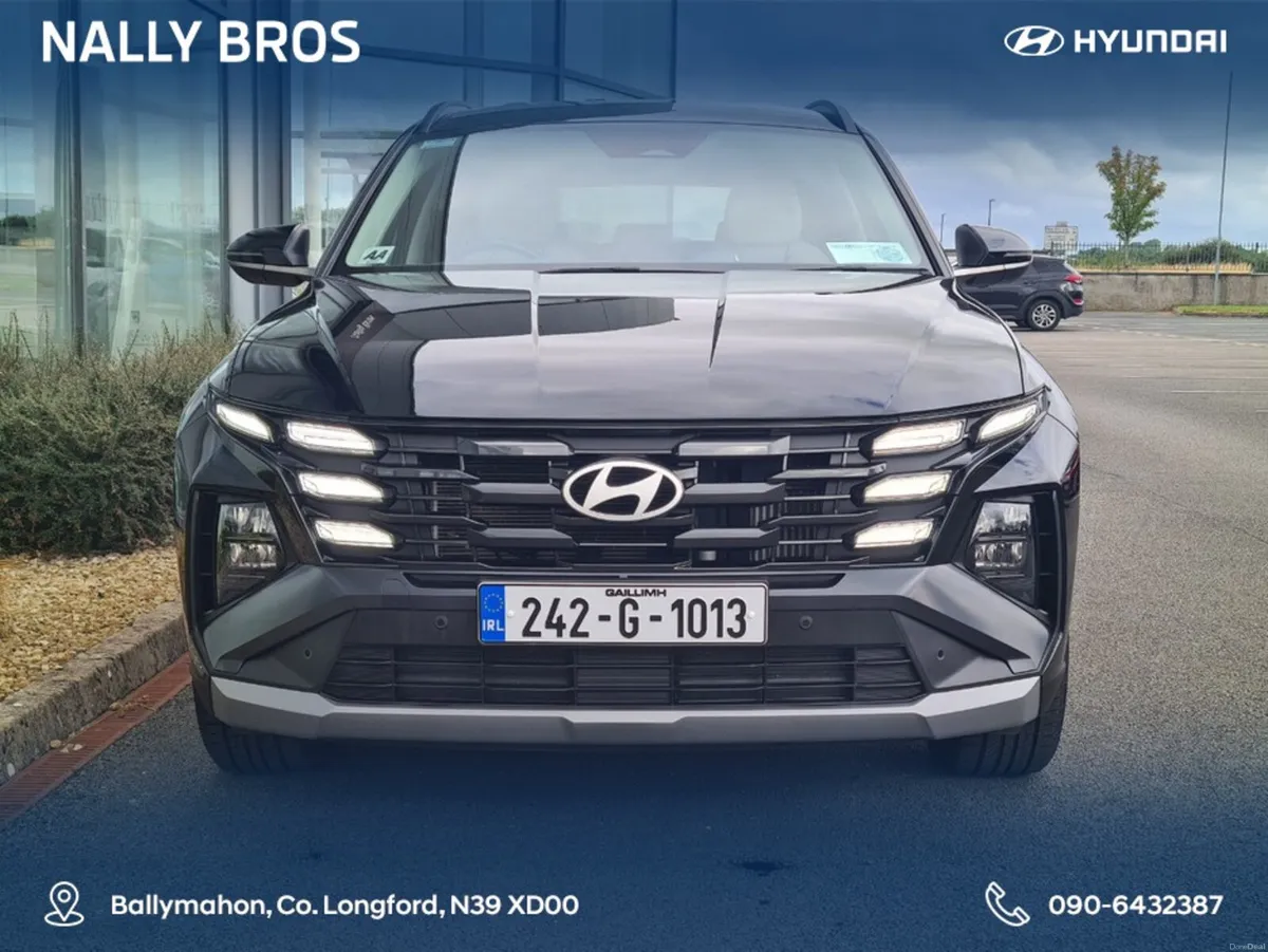 Hyundai Tucson EXECUTIVE 5DR - Image 2