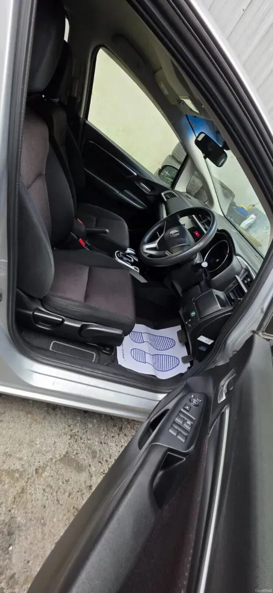 Honda Fit 2015 - Image 5