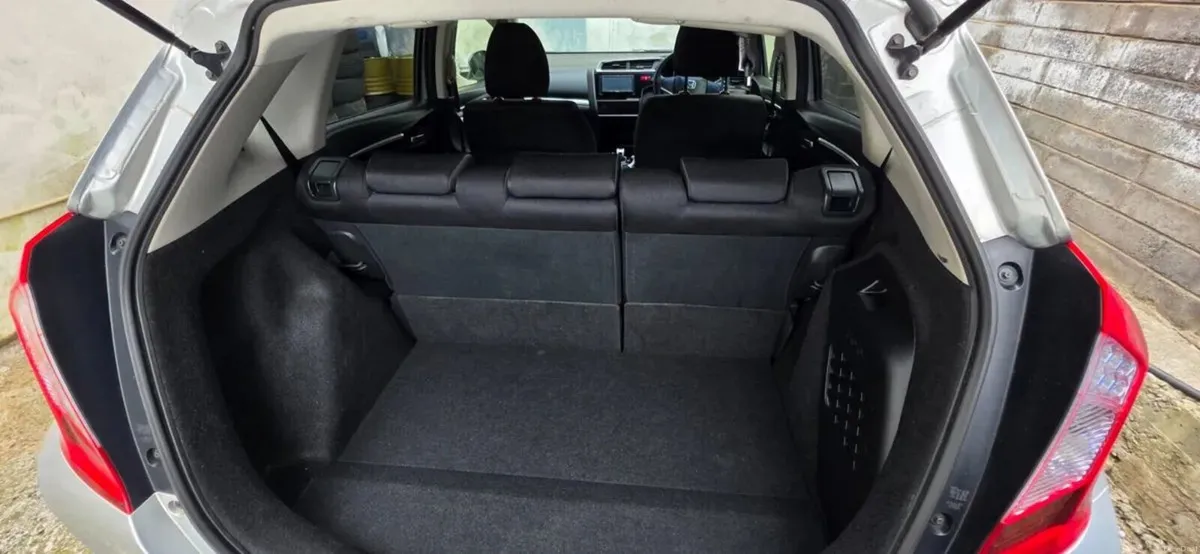Honda Fit 2015 - Image 3