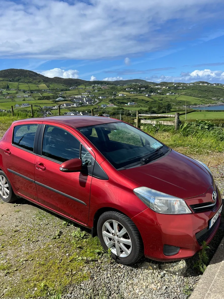 2012 Toyota Yaris - Image 1